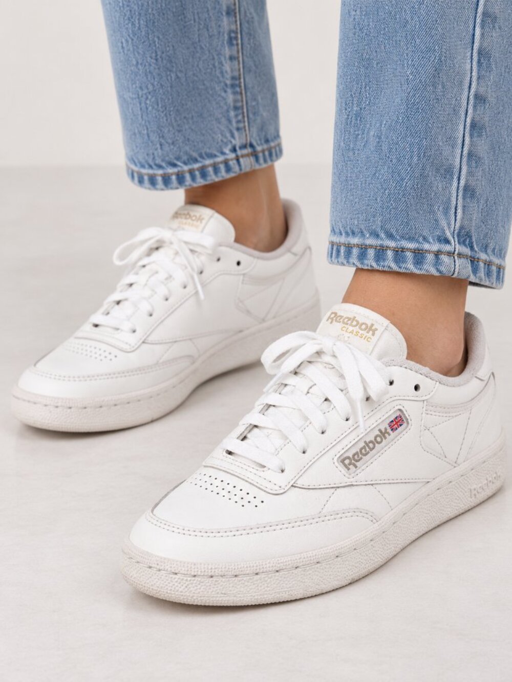 Reebok Club C 85 Women's 7.5 White Grey Leather Classic Sneakers BS7685